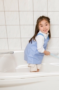 - offers a safer method for preventing water spots and soap scum from building up in the shower every day. Keeps shower looking bright and smelling great each and everyday. The green and �naturally neutral chemistry� is safe on all surfaces in the shower and has been tested to works as well or better than traditional brands that have harsh and hazardous chemicals. 